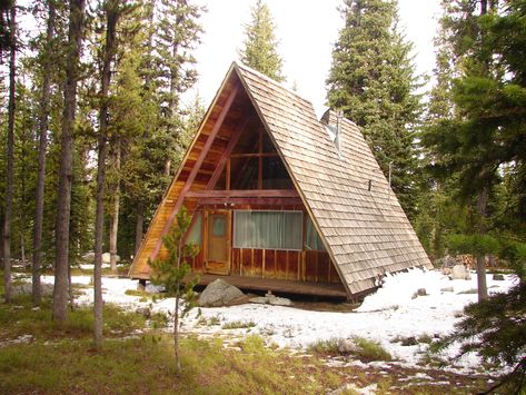 Casa Alpina en la nieve
